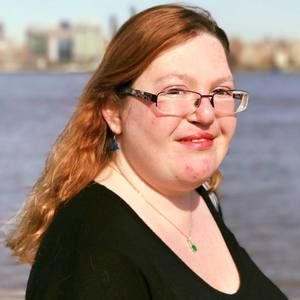 Meet your Posher, Jenifer